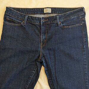 Levi's Cropped Jean